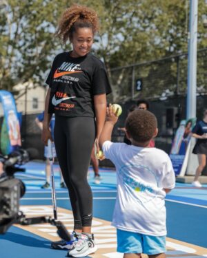 Naomi Osaka Instagram - These were my childhood courts growing up in NY. I’m very happy that I was able to team up with @drinkbodyarmor & artist @indeliblefunk to fully renovate my old childhood courts and provide a new colorful place for my Queens community ❤️