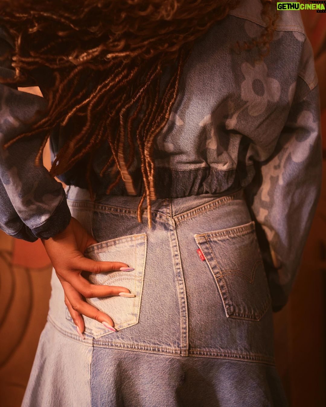 Naomi Osaka Instagram - π»πΈπpt2 @levis
