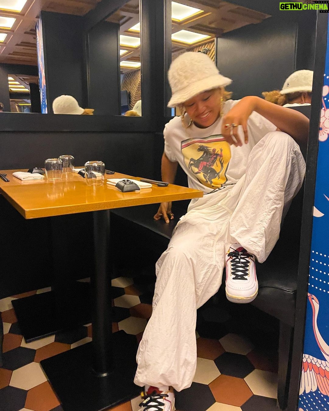 Naomi Osaka Instagram - all white you can call me uncle ruckus 😂🤍