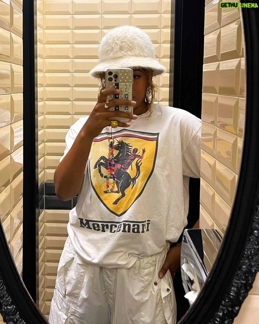 Naomi Osaka Instagram - all white you can call me uncle ruckus 😂🤍