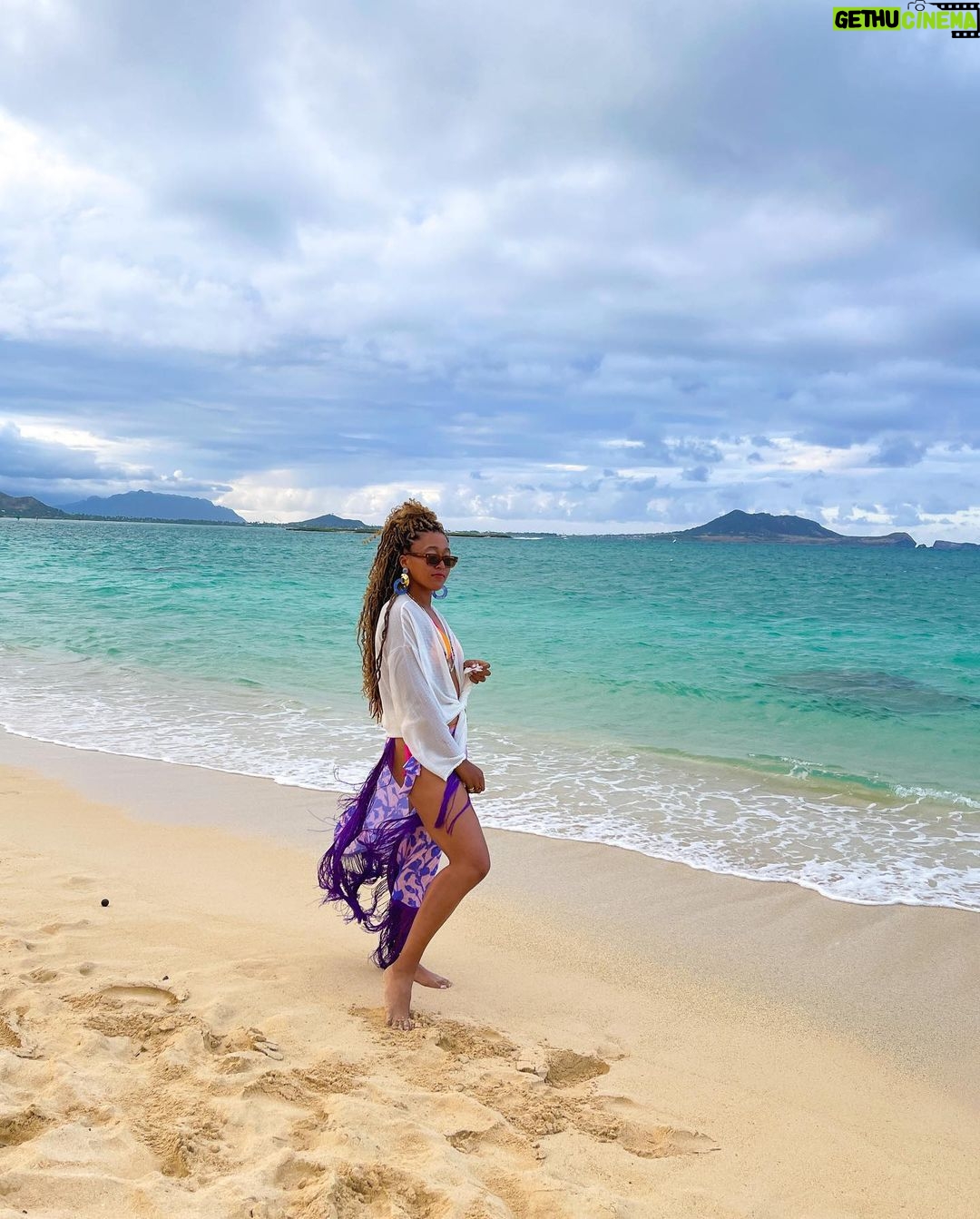 Naomi Osaka Instagram - The Haitian and FL in me allows me to be able to stay at the beach for the whole day and not get tired lol