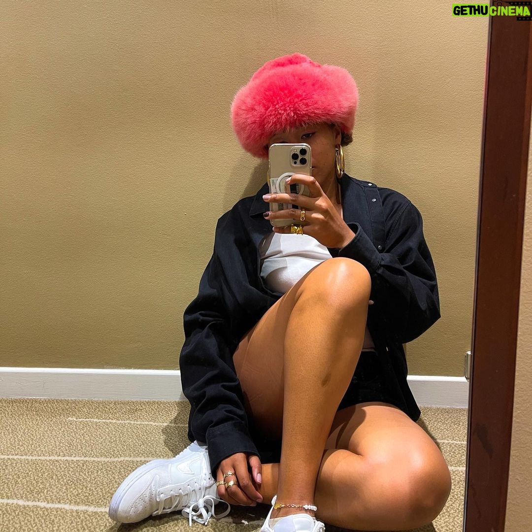 Naomi Osaka Instagram - bye Melbourne 🥺👋🏾 I love you and I had such a great time. Thank you to everyone who came out to my matches, every day was really so much fun. Until next time ❤️