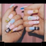Naomi Watanabe Instagram - New nails💅 Large set of Sanrio characters🎀 And I'm back in Japan! Short stay but happy! ! my beloved homeland🇯🇵 @nailsbymei さんに すんごい可愛いネイル作っていただきました！！サンリオ大集合です！ 全部手書きとか激ヤバ才能爆発祭り👺 ありがとうございます！！ このサンリオ爪を引っ提げて、 わたくし日本に帰ってまいりました！！！！🇯🇵🫶 ただいまー！！！ みんな元気だったかなー！！！？！ 短い滞在だけど夏の日本をお満喫大先生する！！ ちょくみーずと街ですれ違うんかな？ しかし昨日の雷やばかったね 多分2.3回うたれてる とりあえずセミの鳴き声を聴きながら大好きな桃を爆食いします #ぶりっ子とかじゃないよ #本当に桃が好きなんだよ #日本飯うますぎ #サンリオネイル #sanrionails 今回のカラコンはわたくしの N's collectionのずんだ餅です！ 我ながらネーミングセンスうにょ