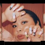 Naomi Watanabe Instagram - New nails💅 Large set of Sanrio characters🎀 And I'm back in Japan! Short stay but happy! ! my beloved homeland🇯🇵 @nailsbymei さんに すんごい可愛いネイル作っていただきました！！サンリオ大集合です！ 全部手書きとか激ヤバ才能爆発祭り👺 ありがとうございます！！ このサンリオ爪を引っ提げて、 わたくし日本に帰ってまいりました！！！！🇯🇵🫶 ただいまー！！！ みんな元気だったかなー！！！？！ 短い滞在だけど夏の日本をお満喫大先生する！！ ちょくみーずと街ですれ違うんかな？ しかし昨日の雷やばかったね 多分2.3回うたれてる とりあえずセミの鳴き声を聴きながら大好きな桃を爆食いします #ぶりっ子とかじゃないよ #本当に桃が好きなんだよ #日本飯うますぎ #サンリオネイル #sanrionails 今回のカラコンはわたくしの N's collectionのずんだ餅です！ 我ながらネーミングセンスうにょ
