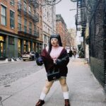 Naomi Watanabe Instagram - @coach ファッションショーへ！！ 30億年ぶりのルーズ ソックタッチないからずっと不安だった 歩いてるとミニスカどんどん上がっていっちゃって、最終的には中のスパッツ丸出して街歩いてた　うにょ ショーはとても可愛かった！！ long slouchy socks are our youth hair @nerohair styling @cc_looo #coach #NYFW