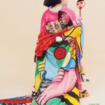 Naomi Watanabe Instagram - @kimonoanneofficial の表紙を務めました🫶歴史あるお着物沢山着れて嬉しい！ 袖通す時破れないか怖くて震えてたにょww 16日から発売されてます！ いつか私服も全てお着物にしたい！ サラッと着付けれる大人になりたいにょ 眉毛はもちろんブリーチ🏩 #一本下駄の出番はありません