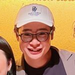 Naomi Watanabe Instagram - ただいまんちょろぴ🇯🇵💓 皆様お忙しいのにお会いできて感激にょ🥰💓吉村さんにゴルフキャッププレゼントしたけどなんか似合ってなくてみんなで笑ったにょ😂 「俺も大谷選手のユニフォームが良かった…」 ってゴルフキャップ全否定で草 日本の皆様、 よろしくお願いします😆❤️‍🔥 ミュージカル ヘアスプレーの稽古から本番まで、 ぶちかましなおちゃんこ鍋🍲 他のお仕事も頑張るにょ🤩 そして日本全国の飯、食いまくるぞ🧟‍♀️ I'm back in Japan 🥹💫 I met my favorite comedian seniors 💓 I'll do my best until December 💫 Come see the musical hairspray ❤️‍🔥 Tokyo, Japan