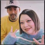 Naomi Watanabe Instagram - 髪の毛を @nerohair に切ってもらいました！私の裏ダブルピースがダサすぎてヤバいと思ったけど、うちらのニューヨークの運転免許の写真の方がヤバかったにょ ハッカー集団？ 怪しい2人すぎて草 可愛い髪型ありがとうございました Got my hair cut by @nerohair !My pose is an out-of-date Japanese backwards double peace sign but our drivers license photos are also looking pretty rough😂😂 Don't we look like a team of hackers or something? 😂 We haven't done anything to break the law😂 New York City