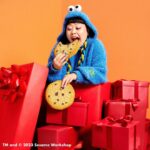 Naomi Watanabe Instagram - @sesamestreet ✖️ @gelatopique_official @gelatopique_usa セサミストリートとジェラートピケコラボwithギャルなおちゃんこ鍋させて頂きました🍪 本日12/1から世界で発売開始です！ 💄 @ittts_sena 💇🏻‍♀️ @nerohair 💅　@nailsbymei
