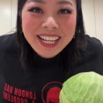 Naomi Watanabe Instagram – 餃子作ったライブ！
ずっとみんなハラハラしてて笑った
指切らなかったね！

このあと19:30からYouTube生配信🤍
