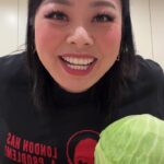 Naomi Watanabe Instagram - 餃子作ったライブ！ ずっとみんなハラハラしてて笑った 指切らなかったね！ このあと19:30からYouTube生配信🤍