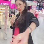 Napapa Tantrakul Instagram - ชวนผู้มาจ่ายให้คับ ❤️🤣 ตุนด่วน! ค่าลูกสาวววว EVEANDBOY สวยเบิ้ลx2 🔥 1 แถม 1 🔥 เบิ้ลให้สุด จ่ายหนึ่งได้ถึงสอง ! งานนี้ต้องชวนเพื่อนหาร!!!✨ ยกไอเทมเด็ดจัดหนัก 1 แถม 1 เพียบ! โกยได้โกย เหมาได้เหมา ช้อปมาแล้ว 4 ถุงใหญ่ๆ ห้ามพลาด บอกเลย!!! 🗓ตั้งแต่วันนี้ - 24 มี.ค. 67 📌ที่ EVEANDBOY ทุกสาขาและทุกช่องทางออนไลน์ค้าบบ #eveandboy #ebpromotion #สวยเบิ้ล2 #อีฟแอนด์บอย1แถม1 #รีวิวอีฟแอนด์บอย #eveandboy #โปรอีฟแอนด์บอย @eveandboy