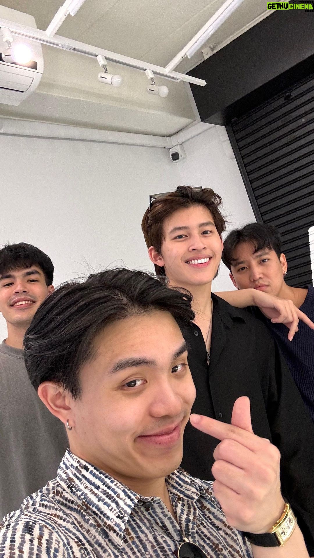 Naravit Lertratkosum Instagram - JGR 😎❤️