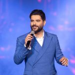 Nassif Zeytoun Instagram - من حفل هلا بالمجاز… من اجمل الحفلات لهالسنة، فرحت كتير بهالحفل الرئع و التنظيم الأروع. 💙 @almajazamphitheatre @sharjahmedia @richasarkis #NassifZeytoun 💡 Al Majaz Amphitheatre