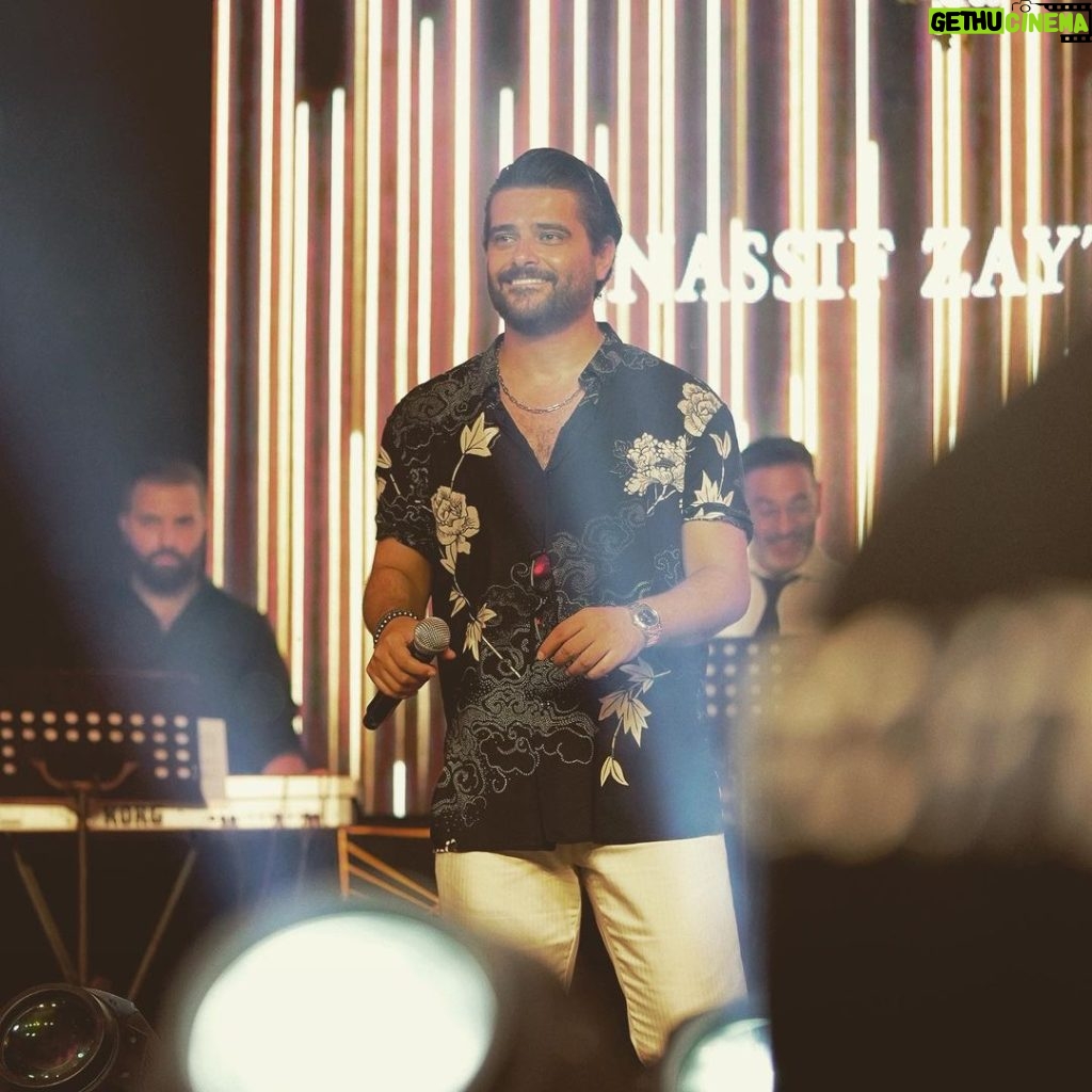Nassif Zeytoun Instagram - #NassifZeytoun 💡 #Tunis 1 كل الحب لتونس و اهلها ❤️