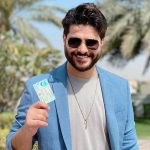 Nassif Zeytoun Instagram - الدول مثل البشر ، معادن و ‫#الامارات‬ معدنها ذهب وقلبها ذهب وهي التي فتحت قلبها لكل مبدع وفنان ومحب ، شكرا للامارات على الاقامة الذهبية وشكراً صاحب السمو الشيخ محمد بن راشد آل مكتوم ولهيئة ثقافة ‫#دبي‬ على منحها المحبة والامل لمن يبحثون عنه ولمن يصنعونه ‪@HHShkMohd‬ ‪@DubaiCulture‬ ‪@Latifamrm1 ‪@HalaBadri #NassifZeytoun 💡 Dubai, United Arab Emirates