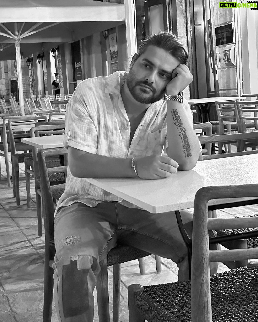Nassif Zeytoun Instagram - #NassifZeytoun ♟️ Athina Greece