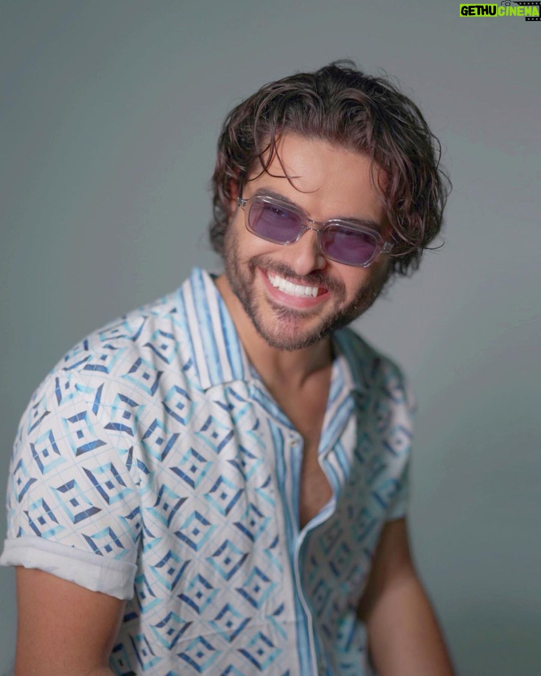 Nassif Zeytoun Instagram - 😁😎💙 #NassifZeytoun Beirut, Lebanon