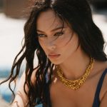 Nastasya Samburskaya Instagram - Здесь могла быть реклама туристической фирмы, сайта знакомств, посуды, оливок, мартини, шезлонгов, купальников, бижутерии! Я что-то еще упустила? Пишите ваши варианты😂 Фотографии в исполнении замечательной команды, с которой можно теперь и в огонь, так как в воде мы уже побывали @galya_anis @victoria_sultanova @sofya_am
