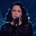 Nastasya Samburskaya Instagram - Моё финальное исполнение песни «Сильная» в шоу «Три аккорда» на 1ом. большое спасибо всем членам жюри, особенно @uspenskayalubov_official и конечно @radioshansonfm за вашу награду, для меня это и стало победой! Спасибо автору @nikolaenko_a.d.c Спасибо всем, кто болел за меня, но это было бесполезно, с таким составом участников как-то бессмысленно тягаться))) Спасибо каждому❤️