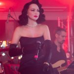 Nastasya Samburskaya Instagram - Принимаю поздравления. Сегодня Дробыш проиграл в суде, его иск ко мне на 13 миллионов рублей не был удовлетворён. А у меня вчера был крутейший корпоративчик, так что пишите-звоните, я в порядке и с удовольствием выступлю у вас на мероприятии 🥰