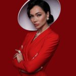 Nastasya Samburskaya Instagram - Для меня это был максимально сложный морально, но творчески-максимально продуктивный год. Было много красоты, много проектов, сбывались мечты и случались чудеса! Большое спасибо всем, кто был рядом, пусть всё у вас будет волшебно, будте счастливы 🩷 Photo @pavelshelkovnikovph 📷 Hair @lu___polly Makeup @pestova_mila Style @Ilina_tatka & @grafinya88