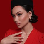 Nastasya Samburskaya Instagram - Для меня это был максимально сложный морально, но творчески-максимально продуктивный год. Было много красоты, много проектов, сбывались мечты и случались чудеса! Большое спасибо всем, кто был рядом, пусть всё у вас будет волшебно, будте счастливы 🩷 Photo @pavelshelkovnikovph 📷 Hair @lu___polly Makeup @pestova_mila Style @Ilina_tatka & @grafinya88