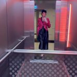 Nastasya Samburskaya Instagram - Обожаю мероприятия с тематическими дресс-кодами 🥰 Ира, спасибо за приглашение @zarkovaira.wrf с днем рождения тебя и ваш новый ресторан @ikura.msk