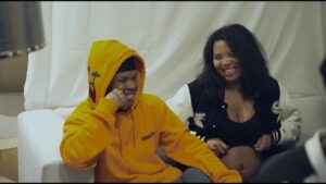 Nasty C Instagram - Ivyson Army, stand up!🫡 The man who wears his ‘strings and bling’ needs us to buckle up because he’s sharing his life with us 🔥 & guess what, @nasty_csa ‘I LOVE IT HERE’ 👁♥️📍

📺: #ILOVEITHERE The Documentary, premieres Thurs 28 Sep at 16:30 CAT | CH322 on @dstvza and @dstvza stream
