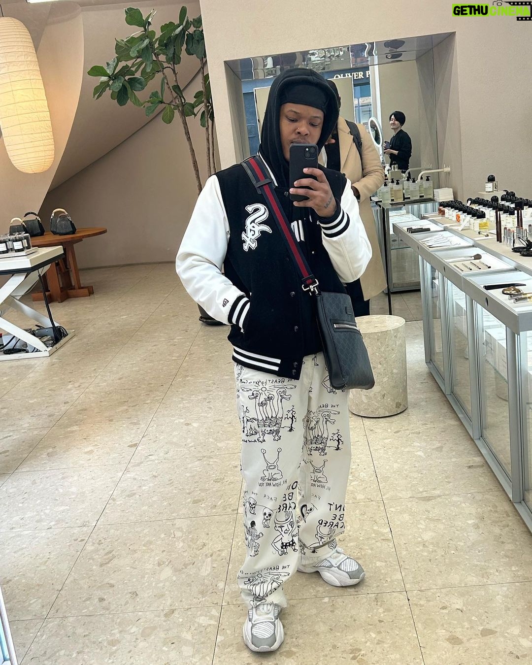 Nasty C Instagram - Shopping for the best makeup 💄💅💁🏽♀️