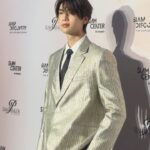 Natachai Boonprasert Instagram - งาน World Fashion Trend SS2024 ที่สยามพารากอนปีนี้ ตื่นตาตื่นใจกับโชว์ Luxury Brands ที่มาครบมาเต็มจริงๆ ส่วนคืนนี้ ผม Dunk Natachai เลือกลุคของ @celine มาใส่ ชอบตรงดีเทลที่ตัวเสื้อมาก ใส่แล้วรู้สึกได้ถึง Summer Vibes จริงๆ #SiamParagon #SiamParagonWorldFashionTrendSS2024 @siamparagonshoping @celine