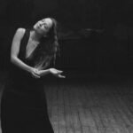 Natalia Lafourcade Instagram - It has been a wonderful musical journey, filled with learning and exploration. Thanks to the @recordingacademy #GRAMMYs 🙌 This album helped me to explore other creative places and possibilities that existed within my soul and my heart. And I remember writing these songs without imagining everything that would come. From the crack came a wonderful flower and a whole world with this album. I am grateful and happy to have shared this piece with incredible artists who came to enrich my world. I would love to relive each stage of this album again and leave a mark of how much it means in my life, in my path. I love knowing that now this album takes a new flight. 🕊 Thank you for welcoming it into your hearts. I would like to keep sharing the list of my creative family on this project. #detodaslasfloresnl I feel like it’s been a while since we started. Quiero agradecer a mi hermoso equipo de trabajo. A la parte del arte y fotografía detrás de este concepto. Especialmente a @soniasieff haciendo la portada y a @maureenme que estuvieron en momentos tan especiales. La lista después se hizo infinita. ♥️👀. CONCEPTO DE ARTE: Daniela Velasco y Natalia Lafourcade. MONTAJE DE ARTE: Daniela Velasco. FOTOGRAFÍA: @soniasieff y Maureen M. Evans. VESTUARIO: @maisonrabihkayrouz  VIDEO: Alessandra Zapata, Daniel Sedas, Juan Pablo López-Fonseca y Rocío Alcázar. Enriqueta Calderón y Kevin Lawrie: thank you for your support and so much work that we made together. I love you both. This album is a maestro! Gracias vida! SVP A&R: Charlie García SUBDIR A&R: Maité García and all my team at @sonymusicmexico 💋🫶