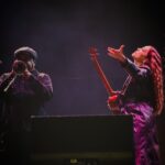 Natalia Lafourcade Instagram - Gracias @besamemuchofest fue una tarde maravillosa nunca olvidaré este momento. Y gracias a todas y todos ustedes, sentir su energía fue realmente especial. Viva la música y sus poderes para unir a tantas personas en un solo canto y un solo latir. Viva 🙌 y que bonito decir ¡Viva México! en estos contextos. Soy muy afortunada y más de poder compartirlo con mi increíble banda. @urieleschido @raymundopl @jorgegamboabass @lariruizvelasco @wilka_xalapa @trumpetpino @emidorantes ❤️👀🕊🇺🇸 #detodaslasflorestour amigos volamos lindo. #Fotografía @il.estudio L.A. California