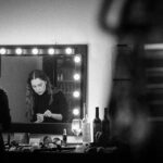 Natalia Lafourcade Instagram - Estamos celebrando tantas cosas lindas que han sucedido en el ciclo #detodaslasfloresnl #detodaslasflorestour el camino se va haciendo con muchas personas que me sostienen y llenan de riqueza mi mundo musical. Seguimos haciendo historia juntos #GraciasCasaMadero @casamadero por ser parte de mi familia y por acompañarnos en estos pasos. Y también gracias a mi hermoso equipo de trabajo. Especialmente a Enriqueta Calderón que desde la oficina de management ha entregado tanto para este proyecto. Te dedicó la música de estos conciertos y más en este momento. Gracias a @sonymusicmexico mi casa disquera que tanto hemos atravesado y son mi familia también. Y como en este video lo digo a cada ser hermoso de mi banda. Les amo amigos. @urieleschido @emidorantes @raymundopl @lariruizvelasco @trumpetpino @jorgegamboabass @wilka_xalapa y ustedes que llenan la casa de amor y de flores ¡GRACIAS INFINITAS! mi gente linda de Monterrey fue una noche mágica y memorable. Les amo profundo. 🙌🌸🙏🏼♥️ seguimos viajando y volando bonito.