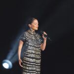 Natalia Lafourcade Instagram - Gracias a toda la gente hermosa que nos acompañaron el pasado 14 de noviembre en el @auditoriomx de #CDMX ha sido una noche maravillosa compartiendo con mi amada @silvanaestradab amiga bella te amo profundo y más cuando nuestras voces juegan y bailan por las nubes. Aquí les comparto a estas bellas fotos que capturó la increíble @mayadeluna y nos vamos preparando para nuestro encuentro en Monterrey. Y aprovecho para agradecer a mi hermosa banda. @urieleschido @emidorantes @jorgegamboabass @raymundopl @trumpetpino @lariruizvelasco que lo entregan todo cada noche. #detodaslasflorestour amigos y amigas gracias por tanto amor. En serio se los digo esto es un sueño. ❤️🙏🏻🇲🇽🌞