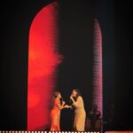 Natalia Lafourcade Instagram - Abrimos CDMX con la casa y el corazón llenos de amor mi gente bella. Sigo en el cielo y me llena de ilusión saber que nos encontramos de nuevo en unos días. Estoy feliz de continuar con esta gira, ya te extrañaba México. Gracias por cantar tan bonito ❤️ 🇲🇽 🙌🌸🙏🏼🕊#detodaslasflorestournos vemos el 14 de Noviembre 📷 @mayadeluna Auditorio Nacional