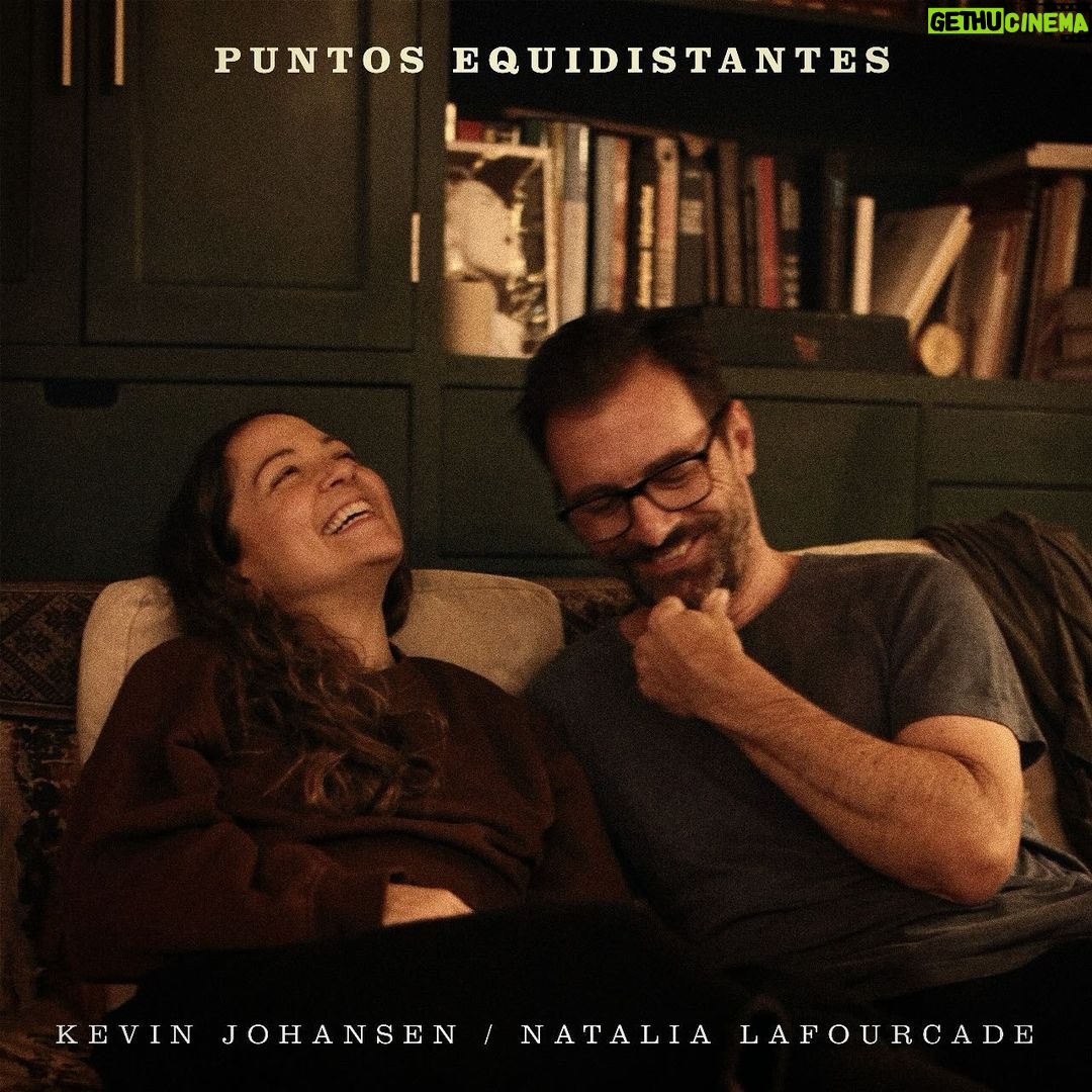Natalia Lafourcade Instagram - Amigos y amigas aquí quiero compartir esta hermosa canción que grabé con mi amado amigo @kevinjohansenoficial 🌻🙏🏼♥️ es una belleza espero la disfruten. Amigo gracias por hacerme parte de tu mundo musical. Te adoro 😍