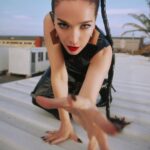 Natalia Oreiro Instagram - ⁣ Morcilla Sexy 🖤 Hoy son los cuartos de final en VIVO de @lavoz_uy 📷 @brunoilusorio 🖤 @ramirezdenegro 🖤 @rosanjuan 🖤 @luligemelli 🖤 @lucianomarraok 🖤 @castillosfernando 🖤 @diegoalfonsouy 🖤 @fefodiiaz 🖤 @merynaor 🖤 @bliss.com.ar 🖤 @vivistallone