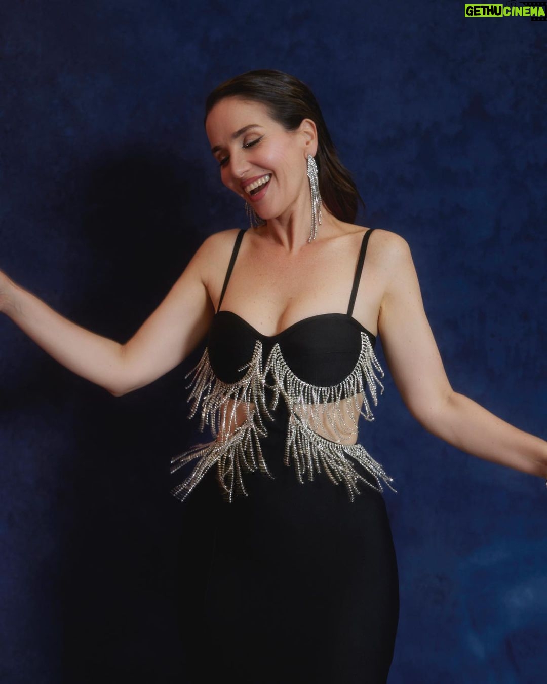Natalia Oreiro Instagram - Ay que si que si 🎙️ Esta noche continúan las batallas en @lavoz_uy ⚡️ 📸 @brunoilusorio 🎙️ @mono.fuk ⚡️ @luligemelli 🎙️ @rosanjuan ⚡️ @diegoalfonsouy 🎙️ @castillosfernando ⚡️ @merynaor 🎙️ @romerouy ⚡️ @bliss.com.ar 🎙️ @fefodiiaz