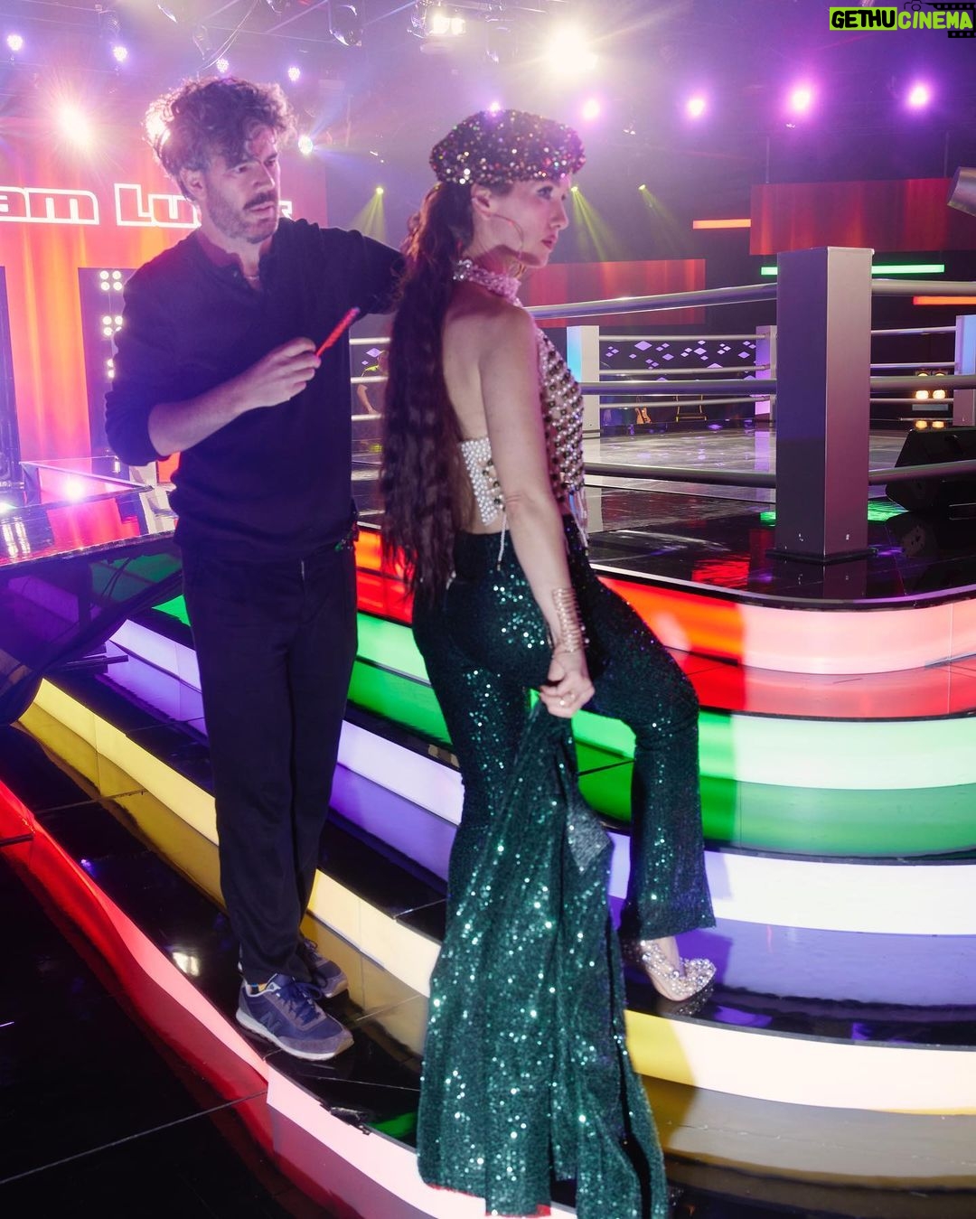 Natalia Oreiro Instagram - β£ Noche de batallas en @lavoz_uy π₯ @brunoilusorio π₯ @w.ivana.ok π₯ @rosanjuan π₯ @luligemelli π₯ @hm π₯ @castillosfernando π₯ @diegoalfonsouy π₯ @mono.fuk π₯ @merynaor π₯ @bliss.com.ar π₯ @fefodiiaz