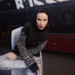 Natalia Oreiro Instagram - ⁣ Salimos de gira? ⚡️👽⚡️👽⚡️ 📷 @brunoilusorio ⚡️ @mono.fuk 👽 @lucianomarraok ⚡️ @luligemelli 👽 @rosanjuan ⚡️ @castillosfernando 👽 @diegoalfonsouy ⚡️ @merynaor 👽 @fefodiiaz ⚡️ @bliss.com.ar