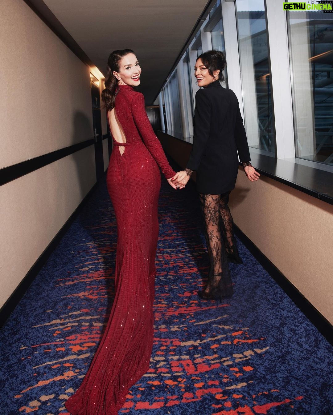 Natalia Oreiro - 84.8K Likes -
Martín Fierro allá vamos ✨
📸 @brunoilusorio
✨ @mariagorof
✨ @giachinomatias
✨ @castillosfernando
✨ @marcelotoledook
✨ @luligemeli
✨ @floboskis.stad
✨ @bliss.com.ar
✨ @2girls_1cam
✨ @veronica.bonomo