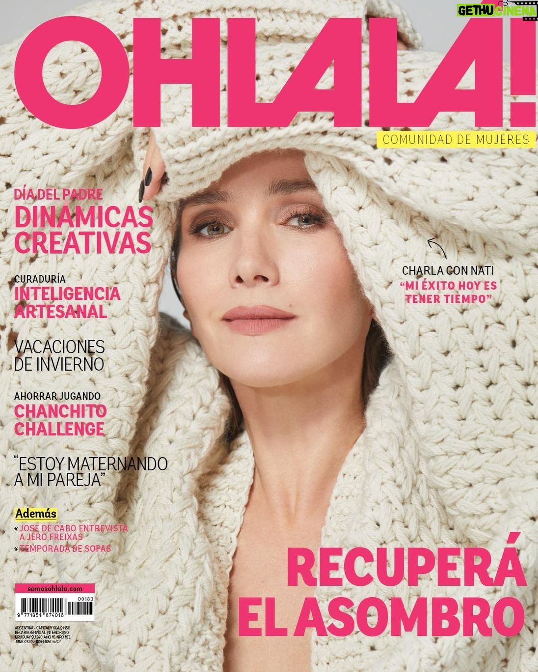 Natalia Oreiro Instagram - Si!! 💗Ya salió @revistaohlala de junio! Gracias por tan cálida entrevista y producción🌸 🌸 @solesimond 🌸 @eugenitica 🌸 @vir.gandola.styling 🌸 @florcisnerosph 🌸 @sebastianestrada_makeup 🌸 @dieperla 🌸 @soyclaudinasanchezok 🌸 @raquelflotta