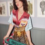 Natalia Oreiro Instagram - ⁣ El poder de la igualdad 🌹 🌹 @brunoilusorio 🌹 @tinchochiesa 🌹 @lajollashoes 🌹 @espaciomagma 🌹 @hotelmontevideo 🌹 @rosanjuan 🌹 @luligemelli 🌹 @castillosfernando 🌹 @diegoalfonsouy 🌹 @sergiolamensaok 🌹 @merynaor 🌹 @fefodiaz.art
