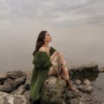 Natalia Oreiro Instagram - ⁣ Gracias @clarincom por tan linda nota x @casimuertapelicula ♥️ Gracias @graguinazu ✏️ Gracias @bonettomartin 📷 Y gracias a todo el equipo♥️ @luligemelli @karinacamporinomkp @giachinomatias @elcamarin @malloysbardecosta @soyclaudinasanchezok @raquelflotta @bliss.com.ar