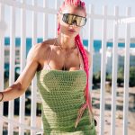 Natalie Eva Marie Instagram - Walking into the LAST day of @tyrsport ‘s CYBER week SALE like….😎 💅🏽 🚨🚨Get 30% Off Sitewide on TYR.com, with no exclusions! 👀  🛍️ grab the latest Footwear,Apparel, and Accessories for your holiday shopping 💕 - 😎I’m wearing my go to sunnies @tyrsport 🔗Tap the link in my bio or head to my IG stories to snag your goodies 🥳 Happy shopping 🛍️ 🛒 🤩 Scottsdale, Arizona
