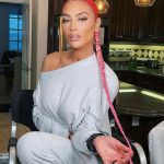 Natalie Eva Marie Instagram - 💄 You guys know your girl loves a good little glam sesh🥳 - 💫 Products used 💁🏻‍♀️…. Prep: @elemis pro collagen cleansing balm. Foundation: @armanibeauty Concealer: @hourglasscosmetics Setting powder: @lauramercier Eyes: @charlottetilbury THE BELLA SOFIA LUXURY PALETTE Lips @charlottetilbury Lashes: @beautycreations.cosmetics Brows: @anastasiabeverlyhills in Carmel Powder Bronzer: @charlottetilbury in Tan Cream Bronzer: @charlottetilbury Blush: @patricktabeauty She’s that Girl Setting spray: @charlottetilbury - Glam by my compadres: 💄MUA: @makeupbyapollo 💁🏻‍♀️Hair: @jasonhairr - 👗: OUTFIT: sweat suit you guys have been asking for is linked 🔗 in my LTK 🥳 link in bio ⬆️ Orange County, California