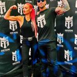 Natalie Eva Marie Instagram – Making it #Reign with my partner in crime @jonathan_coyle @arnoldsports @reignbodyfuel 🔋 🥳🦾
–
So we had to do a little flexin on em carousel 📸🤪🦾