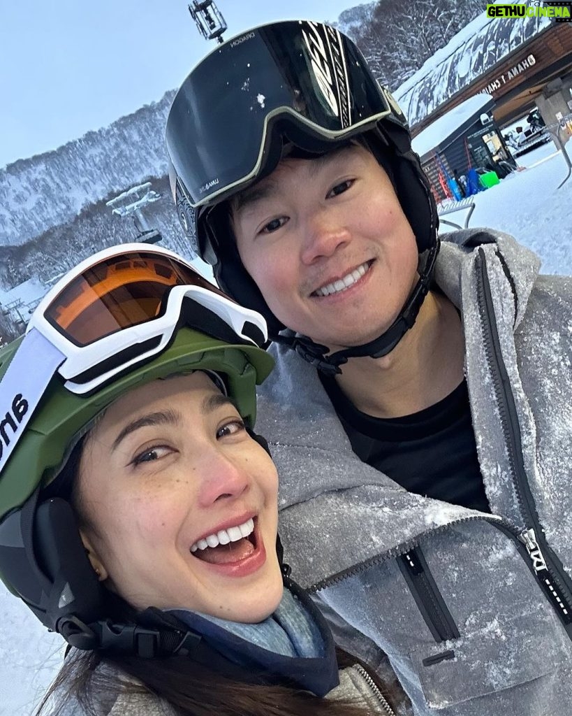 Natapohn Tameeruks Instagram - So lucky me, spending these fantastic pass week at our favorite @setsuniseko with those clear sky, nice weather and especially all powder snow just here right on time Can’t wait to come back real soon #SetsuNiseko #SetsuMoments #Niseko Setsu Niseko 雪ニセコ