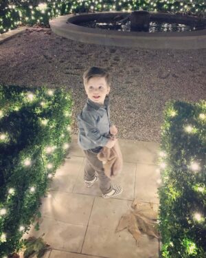 Nate Berkus Instagram - Reminiscing on holidays past...excited to create new memories this year 🍪